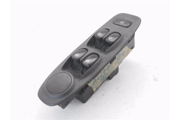 Recambio de mando elevalunas delantero izquierdo para hyundai accent (lc) 1.5 crdi gl referencia OEM IAM 620W10270  