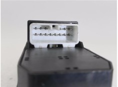 Recambio de mando elevalunas delantero izquierdo para hyundai accent (lc) 1.5 crdi gl referencia OEM IAM 620W10270  
