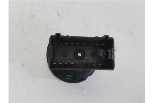Recambio de mando de luces para audi a4 avant (8e) 1.8 t referencia OEM IAM 8E0941531A  