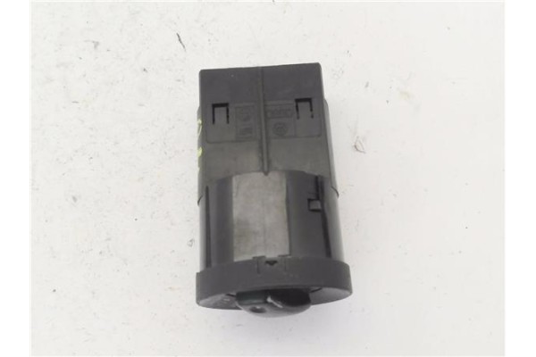 Recambio de mando de luces para audi a4 avant (8e) 1.8 t referencia OEM IAM 8E0941531A  