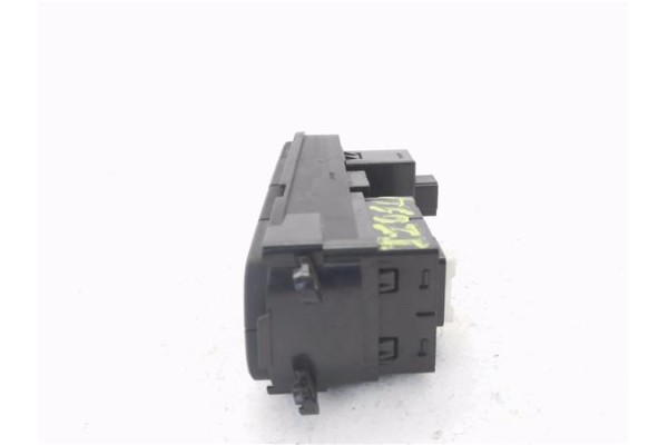 Recambio de mando multifuncion para hyundai i10 (ia) 1.0 basis referencia OEM IAM 299131553  