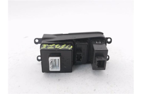 Recambio de mando multifuncion para hyundai i10 (ia) 1.0 basis referencia OEM IAM 299131553  