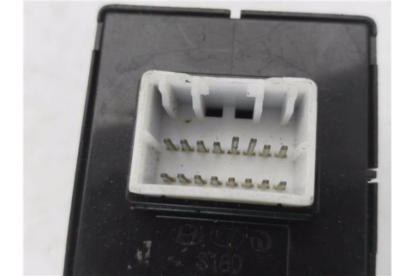 Recambio de mando multifuncion para hyundai i10 (ia) 1.0 basis referencia OEM IAM 299131553  