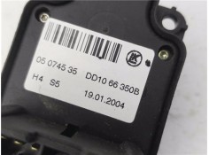 Recambio de mando elevalunas delantero izquierdo para mazda 2 berlina (dy) 1.4 crtd active referencia OEM IAM 5074535 DD1066350B