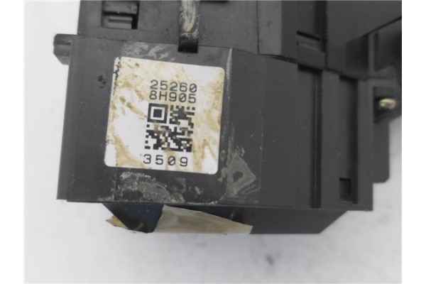 Recambio de mando limpiaparabrisas para nissan x-trail (t30) 2.0 comfort referencia OEM IAM 252608H905  