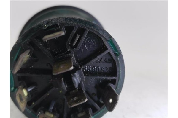 Recambio de mando de luces para saab 900 berlina 2.0 referencia OEM IAM 8590638  