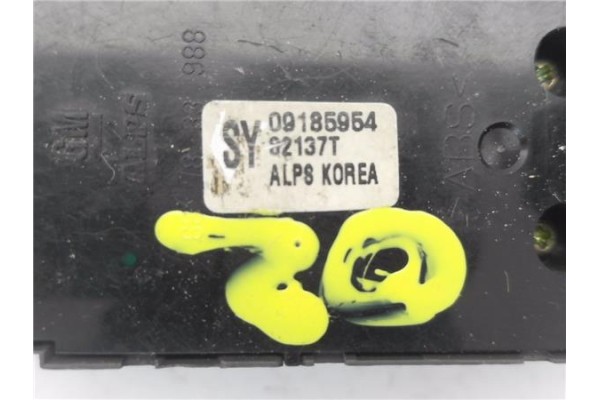 Recambio de mando elevalunas delantero izquierdo para opel vectra c berlina 1.6 comfort referencia OEM IAM 9185954  