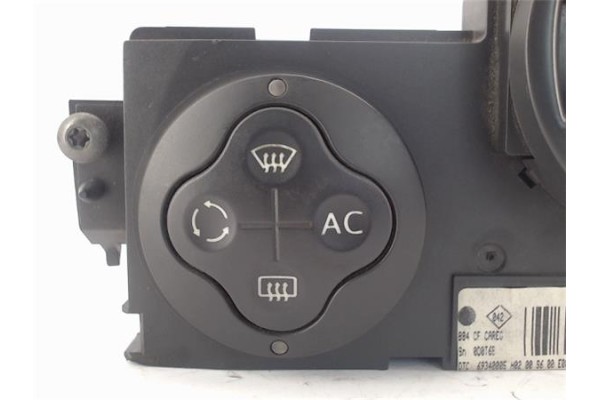 Recambio de mandos climatizador para renault megane ii berlina 3p referencia OEM IAM (8200070752) (69340005) 