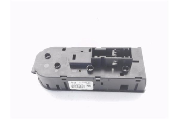 Recambio de mando elevalunas delantero izquierdo para opel astra h gtc 1.7 cdti referencia OEM IAM 13209203 3459216 