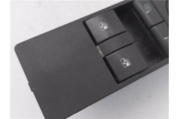 Recambio de mando elevalunas delantero izquierdo para opel astra h gtc 1.7 cdti referencia OEM IAM 13209203 3459216 