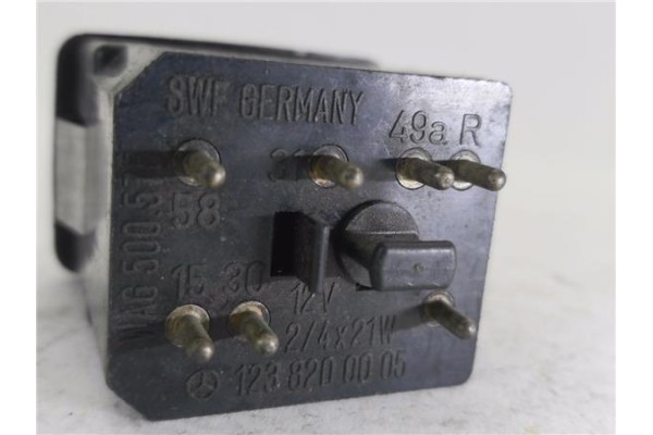 Recambio de interruptor luces emergencia para mercedes-benz lim./ coupe (bm 123) 2.0 200 (69kw) referencia OEM IAM 1238200005  