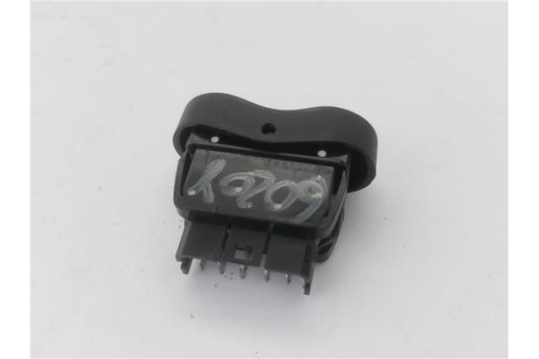 Recambio de mando elevalunas delantero derecho para dacia sandero i 1.6 ambiance referencia OEM IAM 602227  