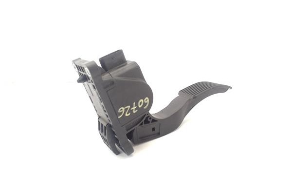 Recambio de pedal acelerador para mercedes-benz vito / mixto furgón (w639) 109 cdi referencia OEM IAM A9063000404 280755023 