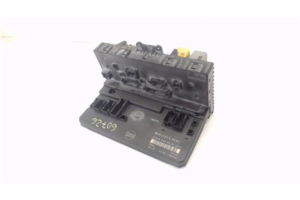 Recambio de caja fusibles/rele para mercedes-benz vito / mixto furgón (w639) 109 cdi referencia OEM IAM 6395450501 A6395450404 
