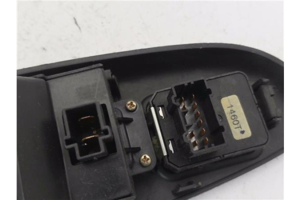 Recambio de mando elevalunas delantero izquierdo para honda accord berlina (cg7-9/ch1-7) 1.6i ls (i) referencia OEM IAM 83595S1C