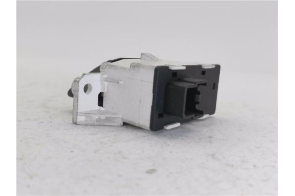 Recambio de interruptor luces emergencia para ford focus (daw, dbw) 1.4 16v referencia OEM IAM 2M5T13A350AA  