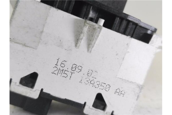 Recambio de interruptor luces emergencia para ford focus (daw, dbw) 1.4 16v referencia OEM IAM 2M5T13A350AA  