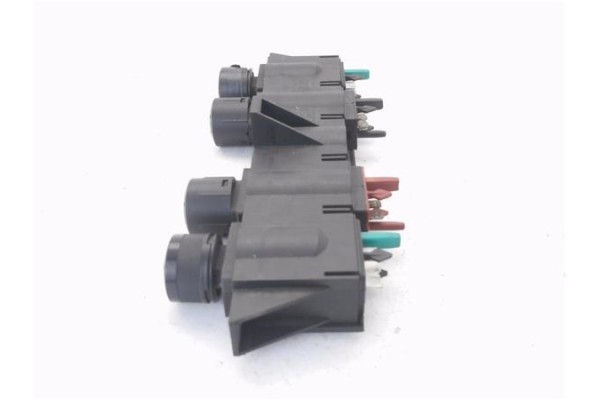 Recambio de mando multifuncion para audi tt coupe/roadster (8n3/8n9) 1.8 t coupe (110kw) referencia OEM IAM 8N0941567B  