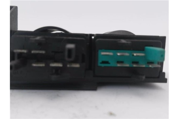 Recambio de mando multifuncion para audi tt coupe/roadster (8n3/8n9) 1.8 t coupe (110kw) referencia OEM IAM 8N0941567B  