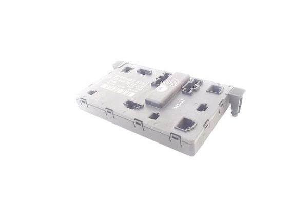 Recambio de módulo electrónico para mercedes-benz vito / mixto furgón (w639) 109 cdi referencia OEM IAM 6399003200  