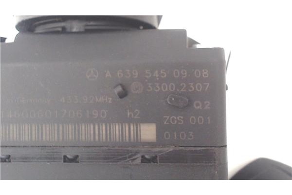 Recambio de conmutador de arranque/encendido para mercedes-benz vito / mixto furgón (w639) 109 cdi referencia OEM IAM A639545090