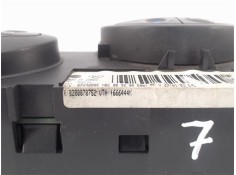 Recambio de mandos climatizador para renault megane ii berlina 3p referencia OEM IAM (8200070752) (69340005) 