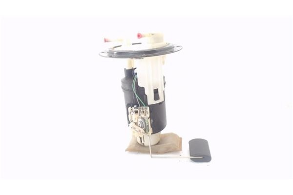 Recambio de bomba combustible para hyundai getz (tb) 1.1 referencia OEM IAM 311101C000 83000750 