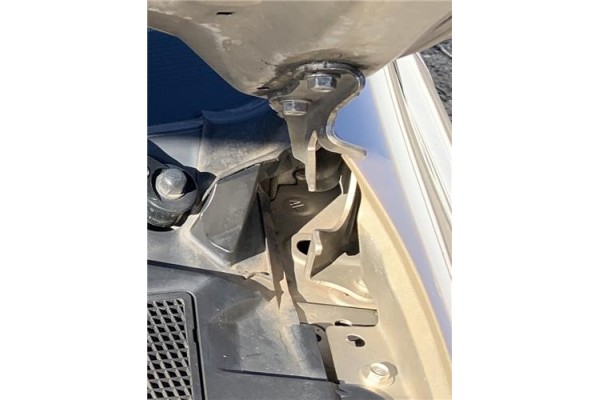 Recambio de bisagra capo izquierda para lexus rx (mcu_) 400h referencia OEM IAM 5342048030  