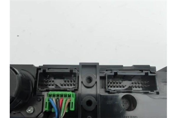 Recambio de mandos climatizador para volvo s80 berlina 2.4 referencia OEM IAM 8691875  