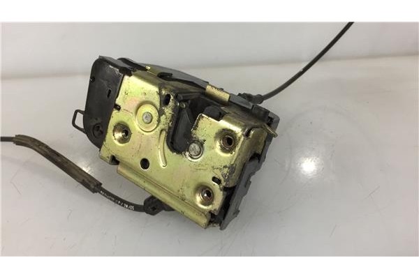 Recambio de cierre electromagnetico trasero izquierdo para renault scenic ii (jm) 1.9 dci (jm15) referencia OEM IAM 8200119333  