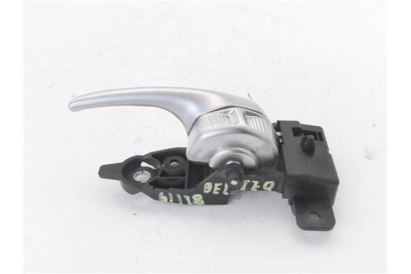Recambio de manilla int. puerta delantero izquierda para jeep renegade (bu) 1.6 limited fwd referencia OEM IAM 735647340  