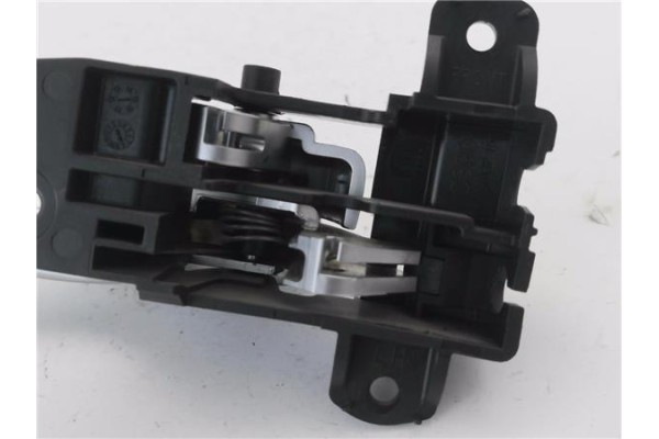 Recambio de manilla int. puerta delantero izquierda para jeep renegade (bu) 1.6 limited fwd referencia OEM IAM 735647340  