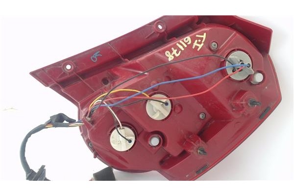 Recambio de piloto trasero izquierdo para chevrolet aveo hatchback 1.2 ls referencia OEM IAM 95952066  