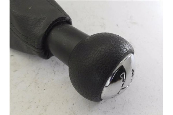Recambio de pomo palanca cambio para peugeot partner furgón (5) 1.6 hdi 75 referencia OEM IAM 2403V0  