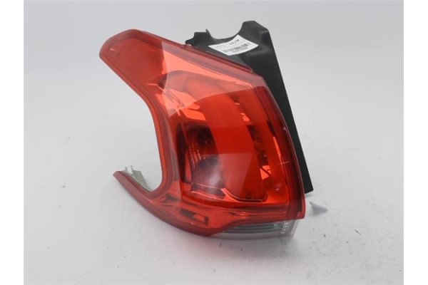 Recambio de piloto trasero izquierdo para peugeot 2008 1.2 access referencia OEM IAM 9678074280  