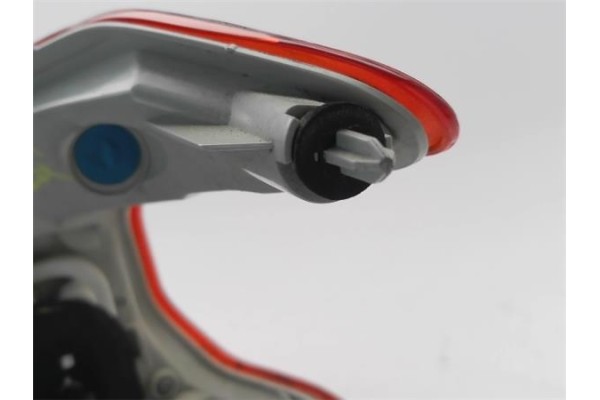 Recambio de piloto trasero izquierdo para peugeot 2008 1.2 access referencia OEM IAM 9678074280  