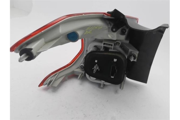 Recambio de piloto trasero derecho para peugeot 2008 1.2 access referencia OEM IAM 9678074380  