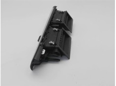 Recambio de rejilla entrada de aire para citroen c4 grand picasso/spacetourer 2.0 exclusive referencia OEM IAM 967797537A  