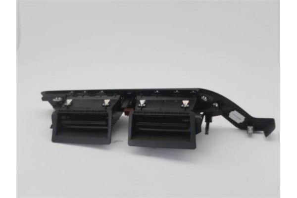 Recambio de rejilla entrada de aire para citroen c4 grand picasso/spacetourer 2.0 exclusive referencia OEM IAM 967797537A  