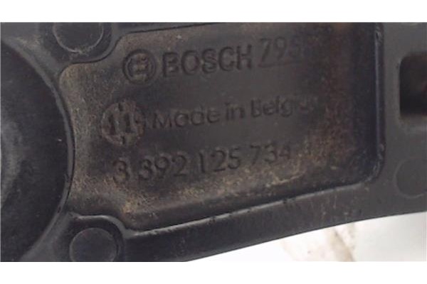 Recambio de brazo limpiaparabrisas delantero derecho para peugeot 3008 1.6 hdi referencia OEM IAM 6429GG  
