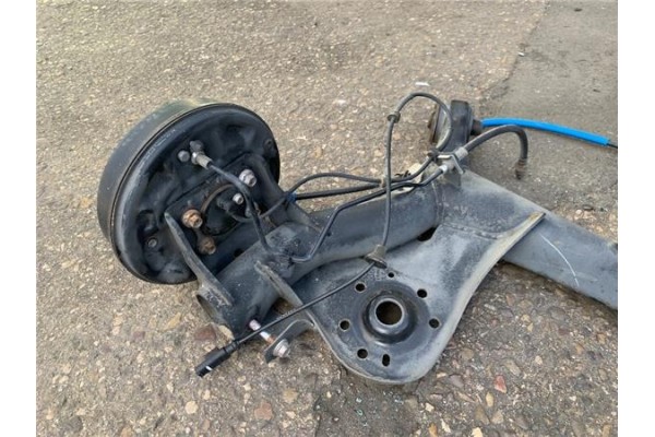 Recambio de puente trasero para citroen c1 1.2 feel referencia OEM IAM B000768280  