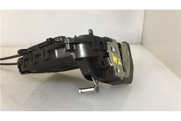 Recambio de cierre electromagnetico trasero derecho para toyota yaris (ksp9/scp9/nlp9) 1.4 d-4d referencia OEM IAM 690500D060  