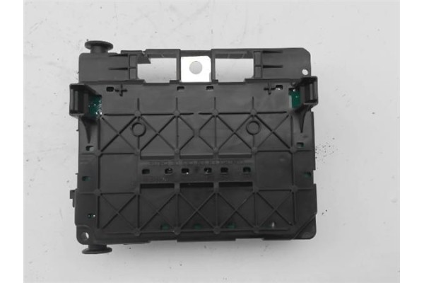 Recambio de caja fusibles/rele para peugeot partner furgón (5) 2.0 hdi referencia OEM IAM 9650618580  