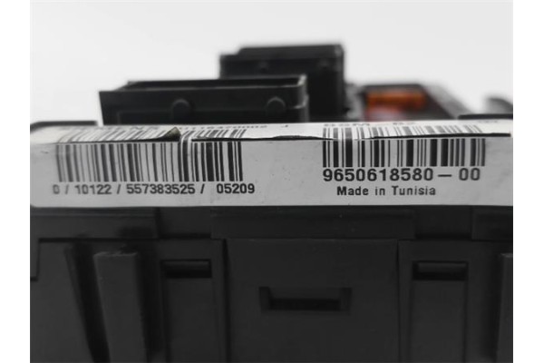 Recambio de caja fusibles/rele para peugeot partner furgón (5) 2.0 hdi referencia OEM IAM 9650618580  