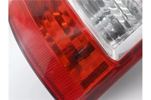 Recambio de piloto trasero derecho para citroen c3 1.1 1.4 exclusive automatik referencia OEM IAM 6351Q3  