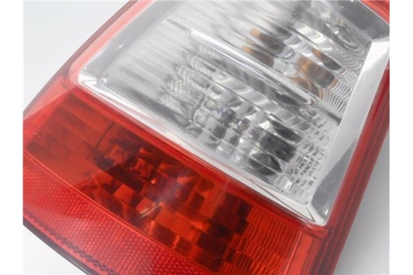 Recambio de piloto trasero derecho para citroen c3 1.1 1.4 exclusive automatik referencia OEM IAM 6351Q3  