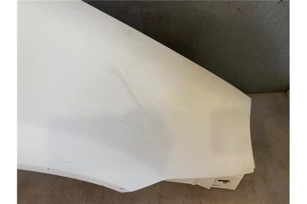 Recambio de aleta delantero derecha para nissan almera tino (v10m) 1.8 referencia OEM IAM 631004U130  