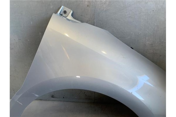 Recambio de aleta delantero derecha para citroen c4 coupe 1.6 16v referencia OEM IAM 7841S2  