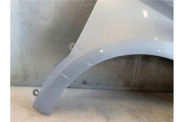 Recambio de aleta delantero derecha para citroen c4 coupe 1.6 16v referencia OEM IAM 7841S2  
