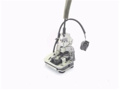 Recambio de cerradura puerta trasero derecha para renault master iii combi 2.3 l2h2 3,5t referencia OEM IAM 905030009R  